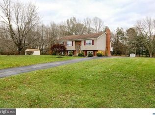 62 Stardust Dr, Newark, DE 19702