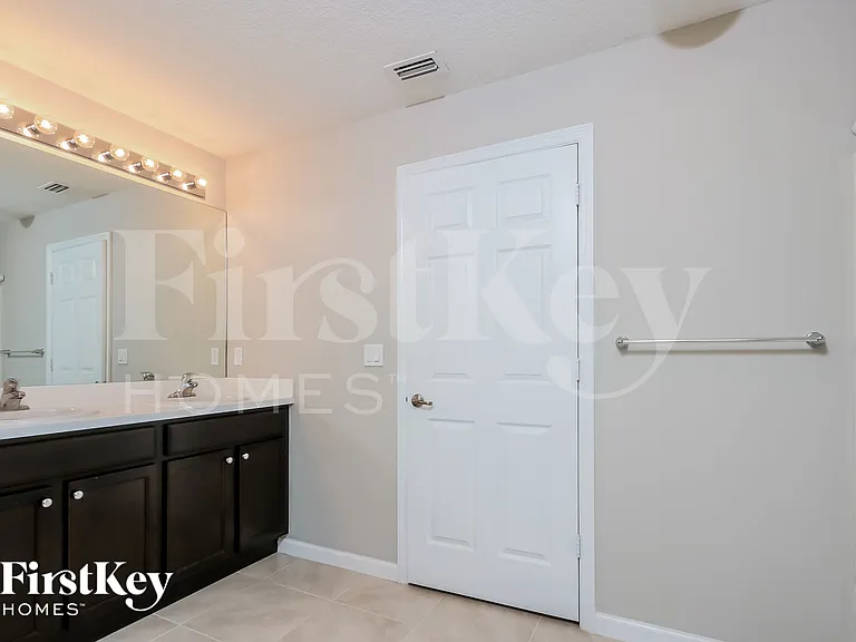 3542 SW Viceroy St — Photo 8