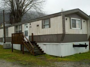 1308 Kentucky Ave SE, Norton, VA 24273