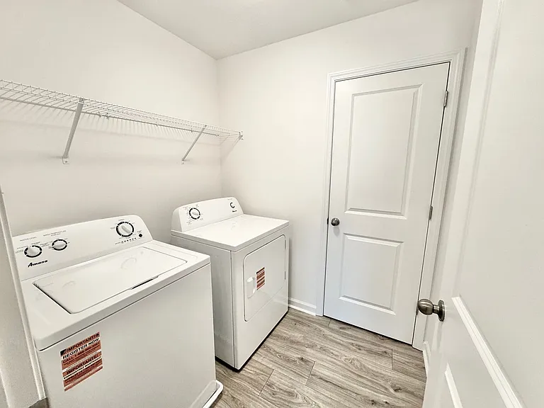 3885 Claret Cup Dr — Photo 8