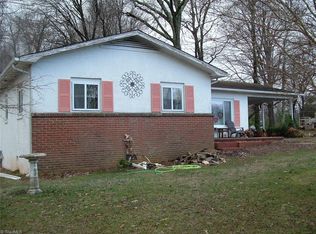 7619 Turnpike Rd, Archdale, NC 27263