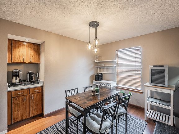 5th image of 655 Ridgeline Dr