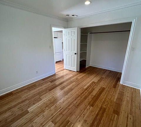 3rd image of 315 Grant St Unit B