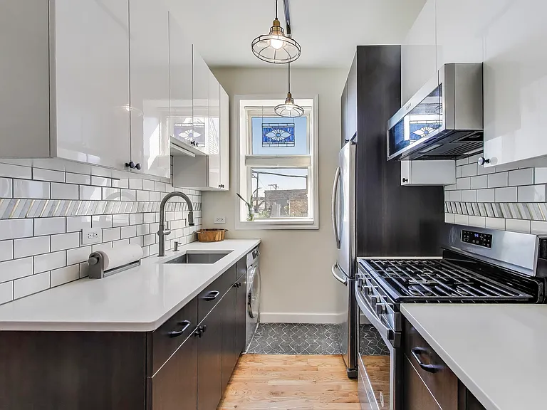 2255 W 24th St #201 — Photo 9