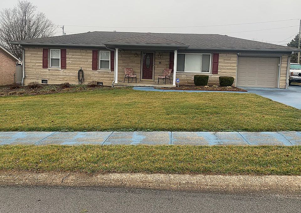 1st image of 435 Linden Ln
