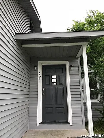 3 bed, 2.0 bath, 1290 sqft, $1,300 — Photo 1