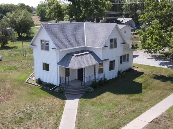 201 S 4th St, Miller, NE 68858