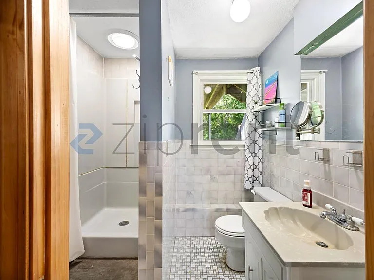 12 Thomas St — Photo 25