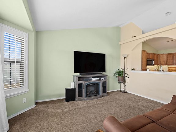 4th image of 2116 N Tschirley Rd