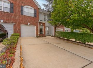 16 La Costa Dr, Blackwood, NJ 08012