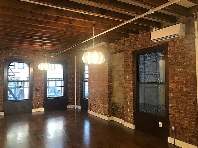 Building Photo 3