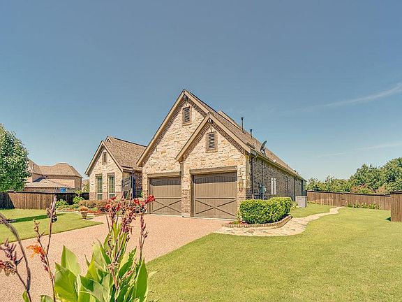 4th image of 705 McGill Ct