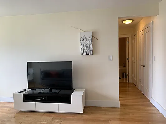 Rented by Oxford Property Group | media 55