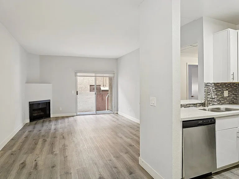 Sylvan Apartments — Photo 11