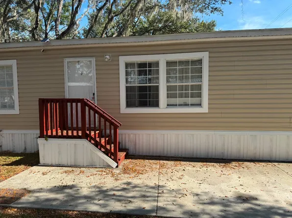 9708 Polak Dr, Tampa, FL 33610