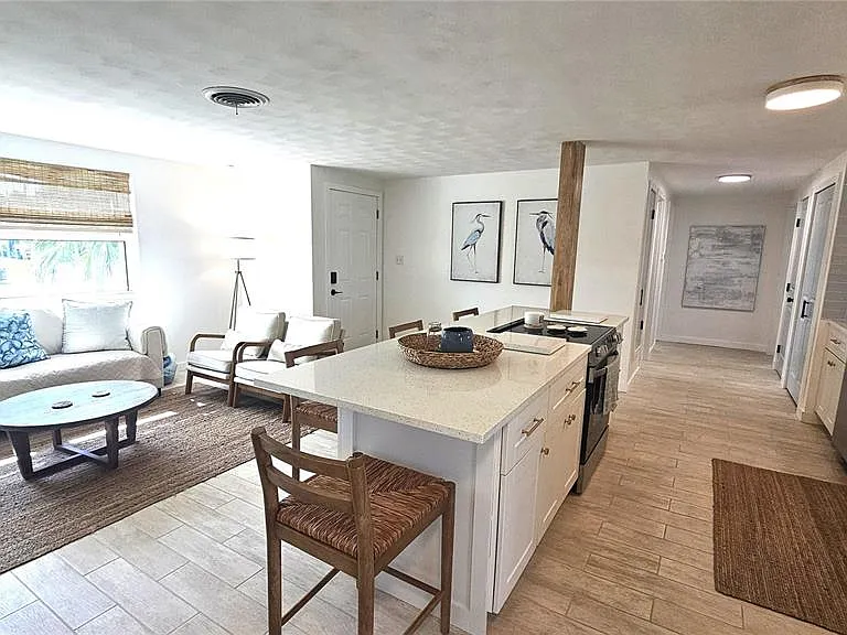 1210 S Maryknoll Rd — Photo 15