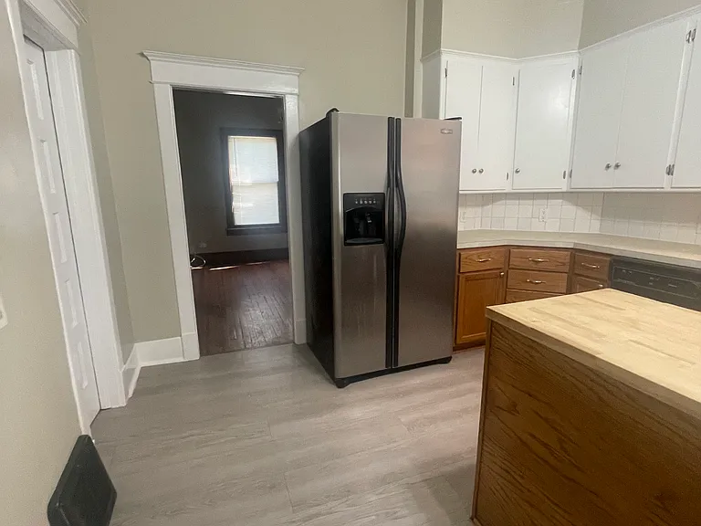 3351 S 48th St — Photo 8
