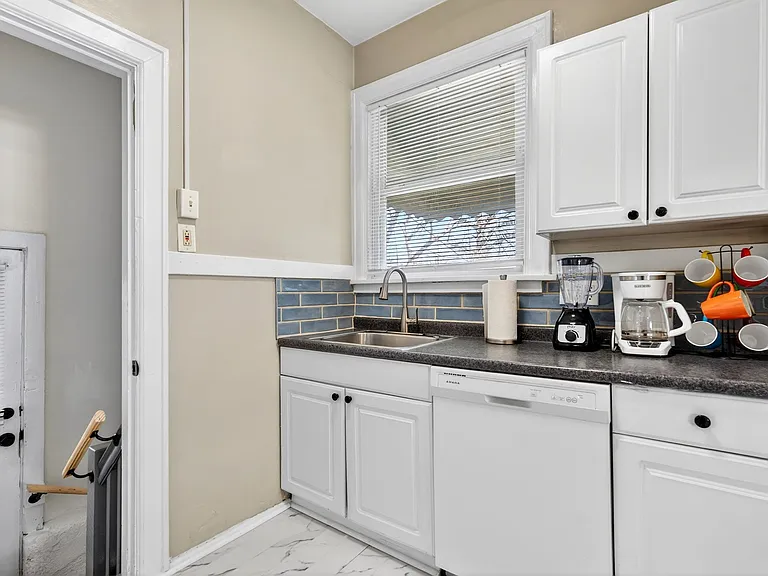 2230 Richert Pl — Photo 20