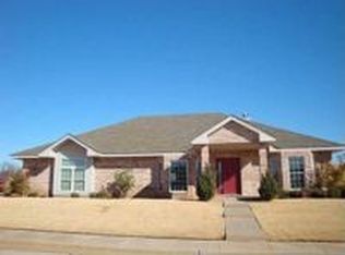 1 Daniel Ct, Iowa Park, TX 76367