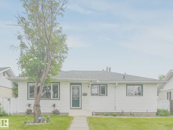 15916 88b Ave NW, Edmonton, AB T5R 4N7