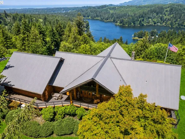 6154 View Rd, Florence, OR 97439