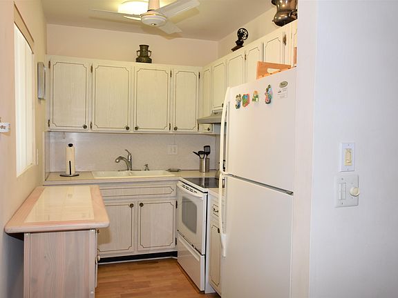 2nd image of 2960 Cynthia Ln APT 210