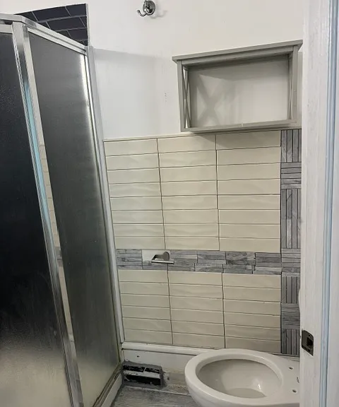 2717 Girard Ave S #101 — Photo 35