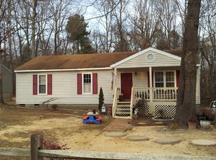 9255 Lost Forest Dr, North Chesterfield, VA 23237