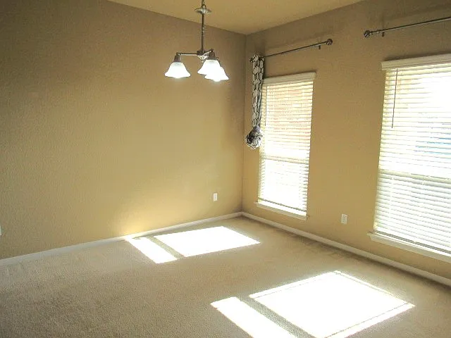 3404 Jacob St — Photo 3