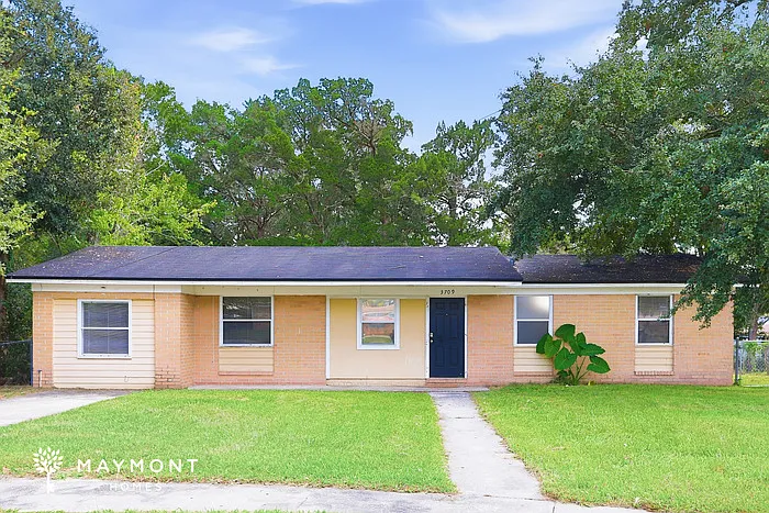 3709 Torres Ct