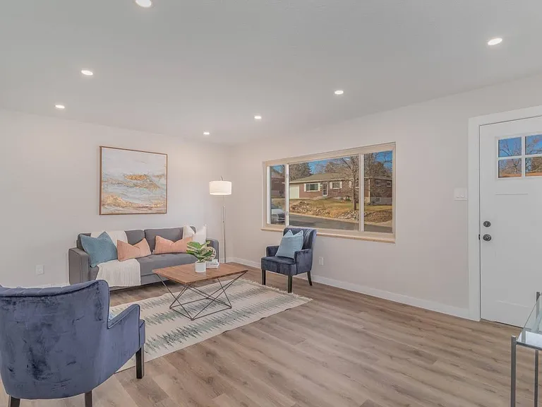 12336 W Texas Dr — Photo 2