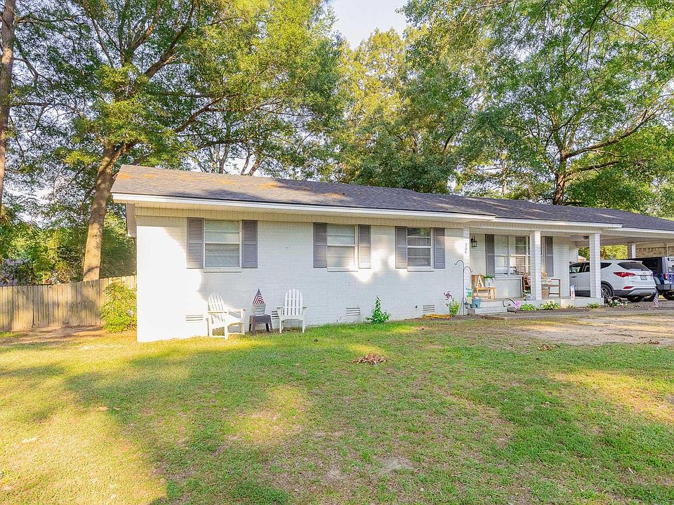 1st image of 704 Reynolds Dr
