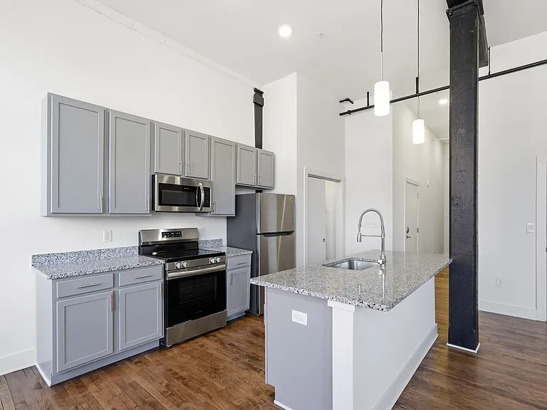 The Interwoven Lofts — Photo 17
