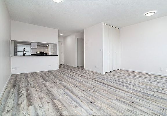 3rd image of 62-54 97th Pl #14M
