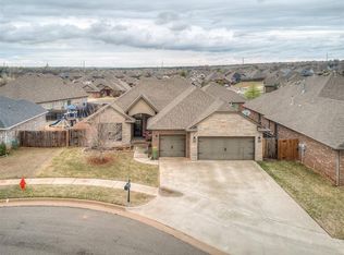 909 NW 189th Cir, Edmond, OK 73012