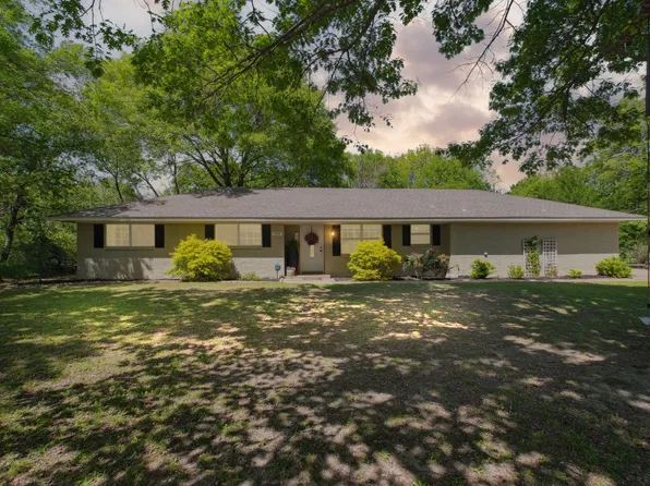 480 Tooley St, Van Alstyne, TX 75495