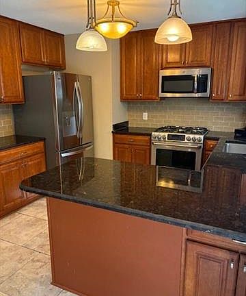 5th image of 1609 Belmont Pl