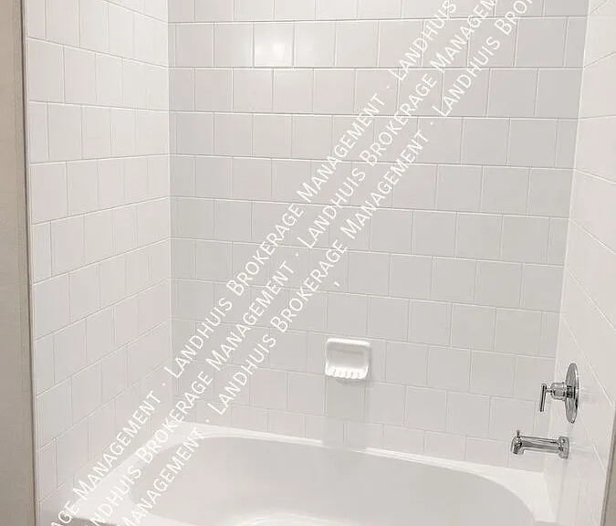 755 E Maybell Dr — Photo 4