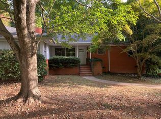 1334 Ashbrook Pl, Charlotte, NC 28209