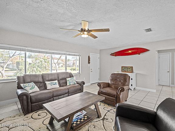 5th image of 736 Ballard Dr