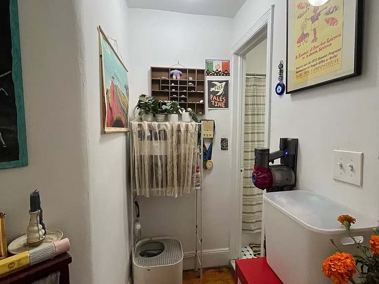 111 Saint Johns Pl #3 — Photo 3