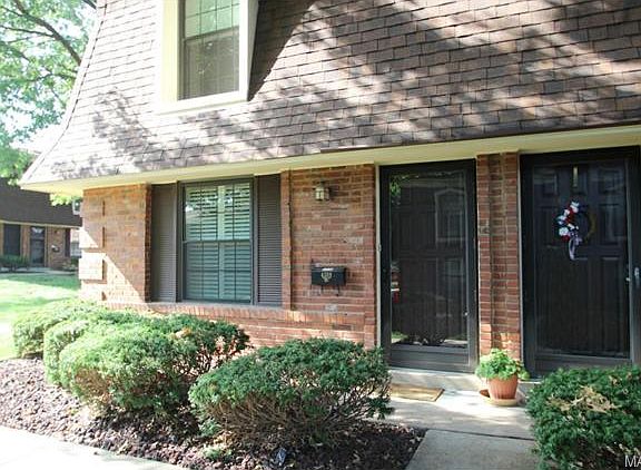 2nd image of 4230 Burnett Walk