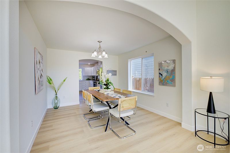 5th image of 5128 NE 11th Street