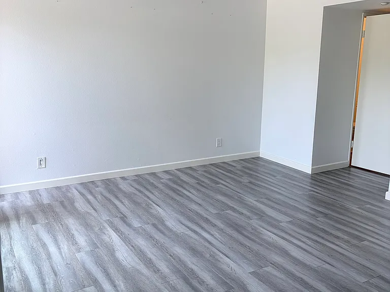 4807 Beck Ave #15 — Photo 21