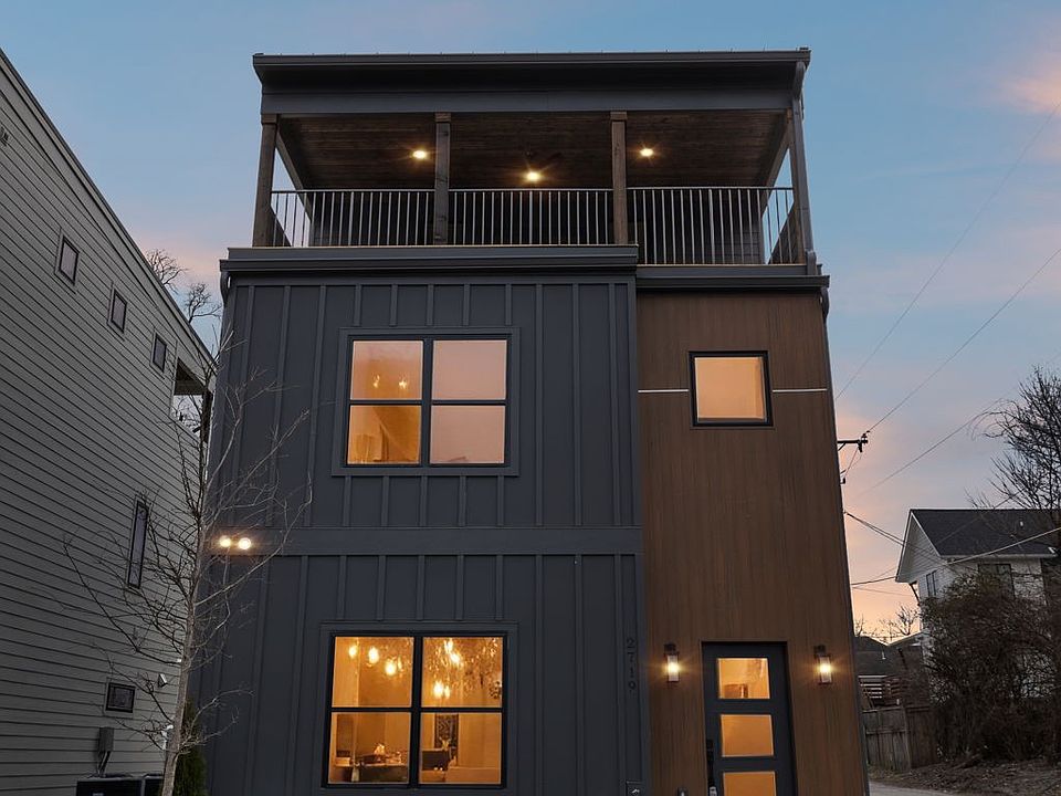 1st image of 2719 Batavia St
