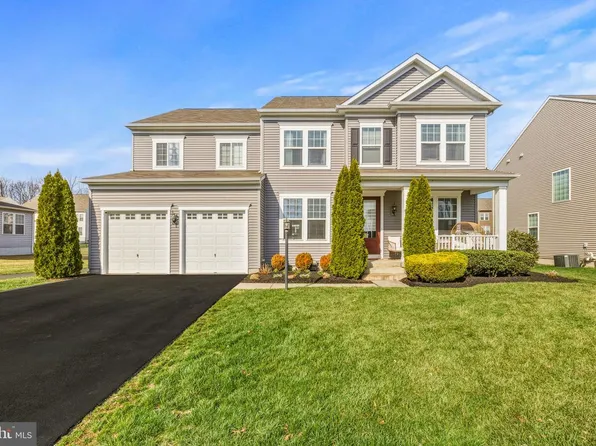 6671 Muir Dr, Haymarket, VA 20169