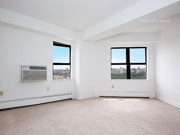 3rd image of 300 W 110th St APT 20E