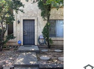 7963 Primrose Ln, Highland, CA 92346