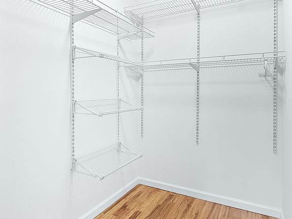5th image of 1340 Herkimer St APT 1