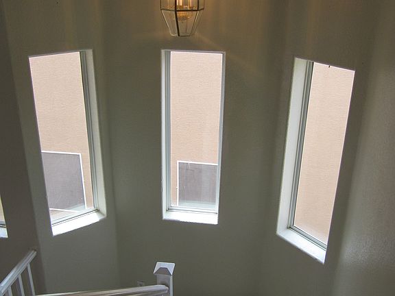4th image of 5944 Victory Point St